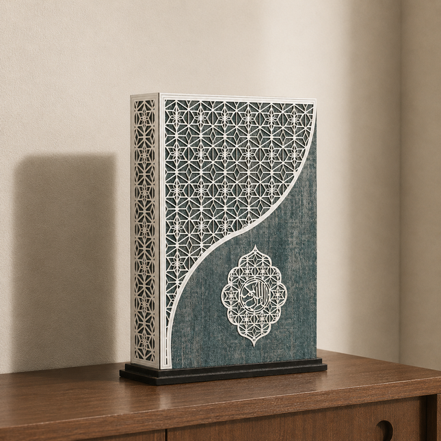 20x27 Cm Malaga Gümüş Yıldız Pleksili Orta Boy Dik Kuran-ı Kerim Kutusu: