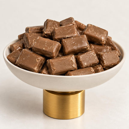 Hurci - Sütlü Çikolatalı Bademli Ezme Hurma (5 kg)