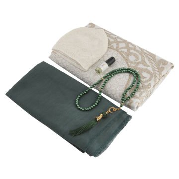 Hediyelik Seccade Eşarp Tesbih Takke Ve Esans Seti Yeşil