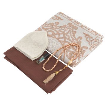 Hediyelik Seccade Eşarp Tesbih Takke Ve Esans Seti Gold