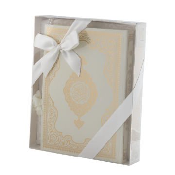 Hediyelik Seccade Kuran-ı Kerim Tesbih Seti Krem