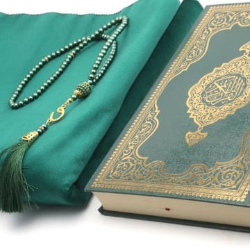 Hediyelik Seccade Kuran-ı Kerim Tesbih Seti Yeşil