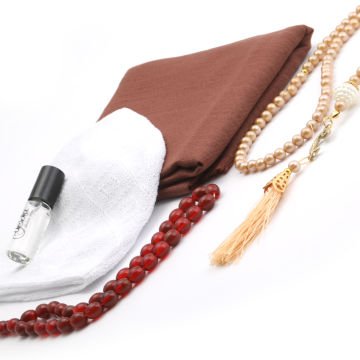 Hediyelik Eşarp Tesbih Esans Takke Seti Gold