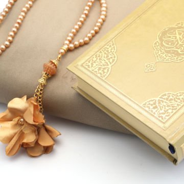 Hediyelik Seccade Kuran-ı Kerim Tesbih Seti Gold