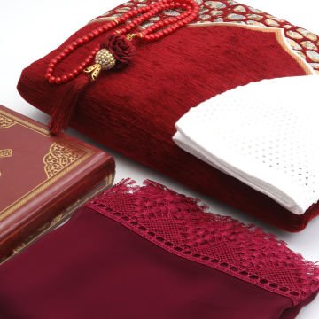 Hediyelik Seccade Kuran-ı Kerim Mevlid Örtüsü Tesbih Takke Seti Bordo