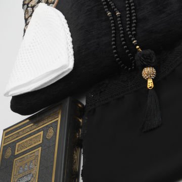 Hediyelik Seccade Kuran-ı Kerim Mevlid Örtüsü Tesbih Takke Seti Siyah