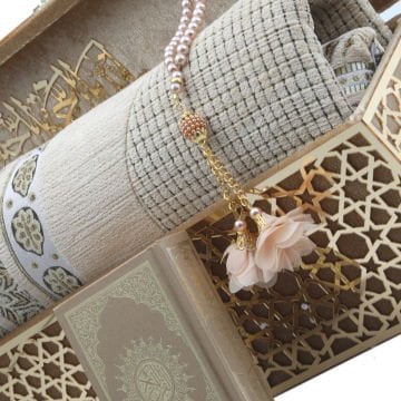 38x11x15 Cm Kadife Kaplı Seccade Kuran-ı Kerim Tesbih Kutusu Gold