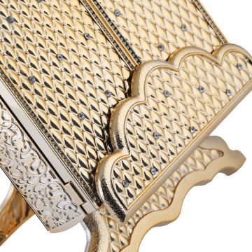 21x28 Cm Plastik Ayaklı Kuran-ı Kerim Kutusu Gold