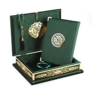 21x30 Cm Pleksili Kadife Kaplı Kuran-ı Kerim Kutusu Yeşil