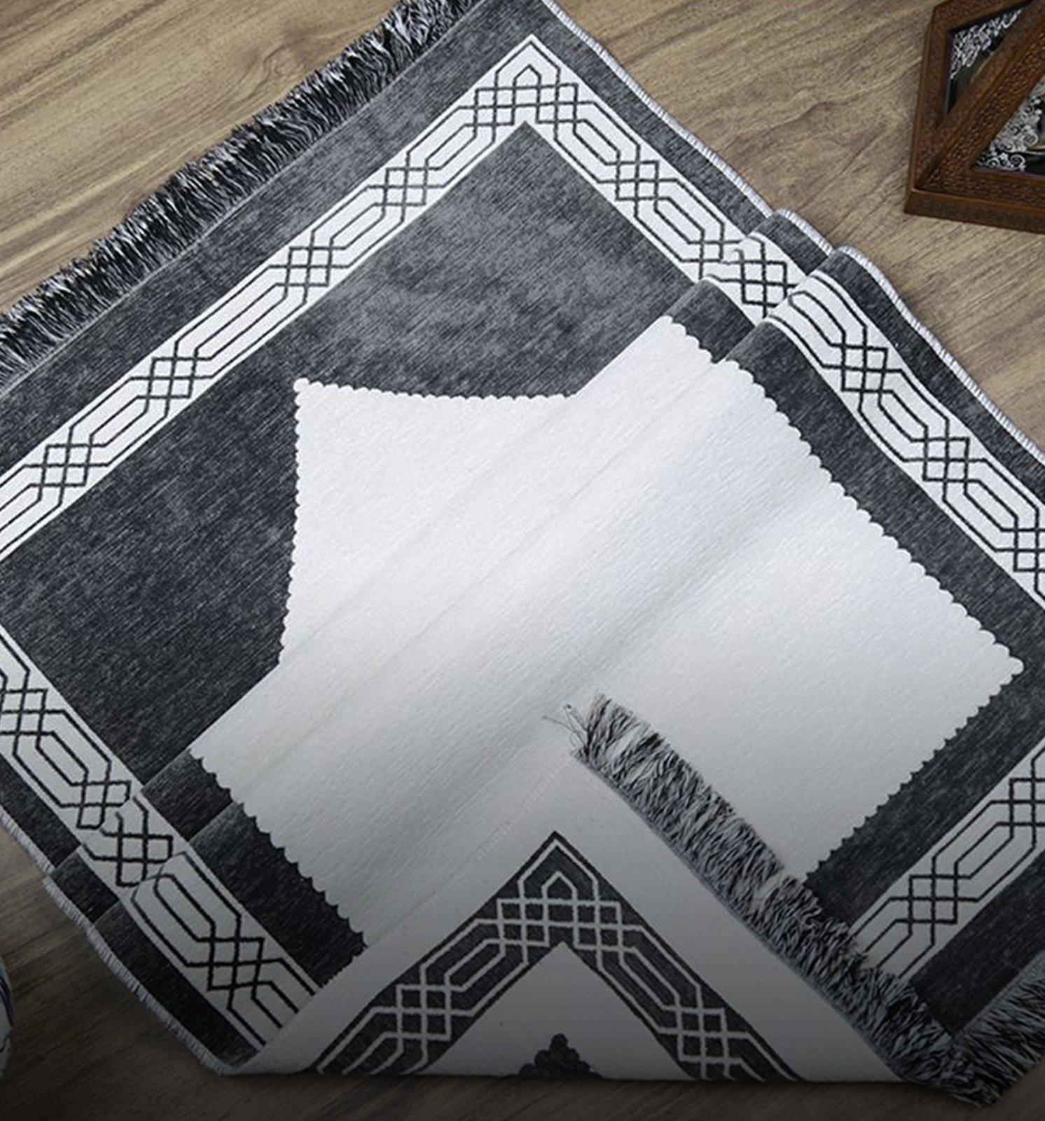 <span>SECCADE</span> ÇEŞİTLERİ